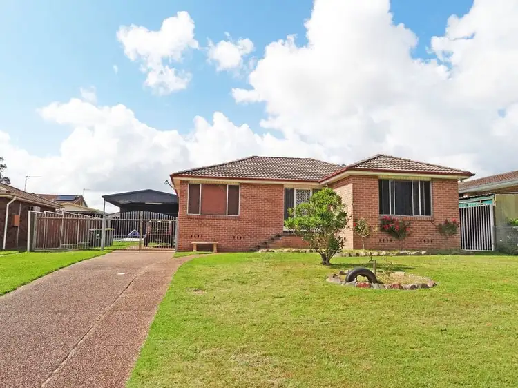13 Bunbury Street, Thornton NSW 2322