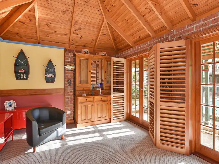 1 Turner Rd, Berowra Heights NSW 2082