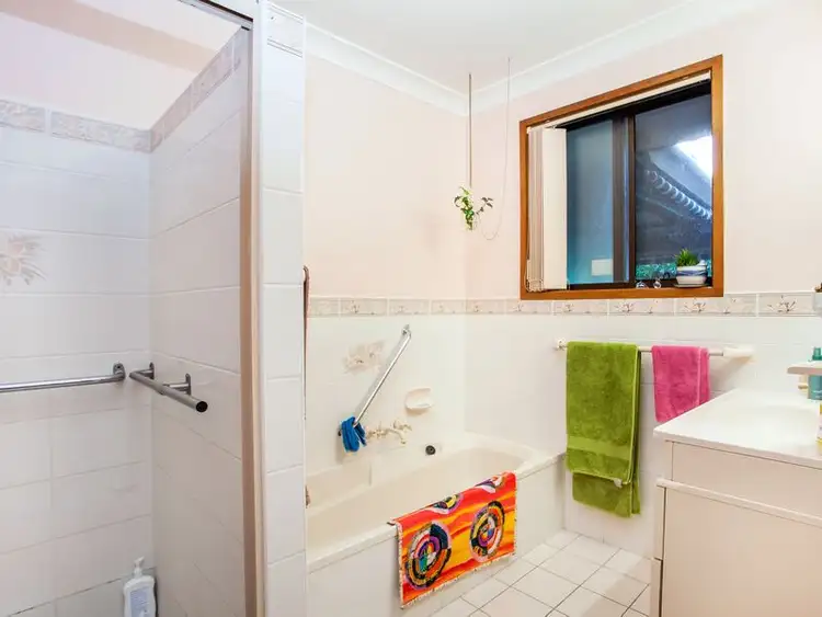 Fifth view of Homely house listing, 4 Walgooan Way, Ocean Shores NSW 2483