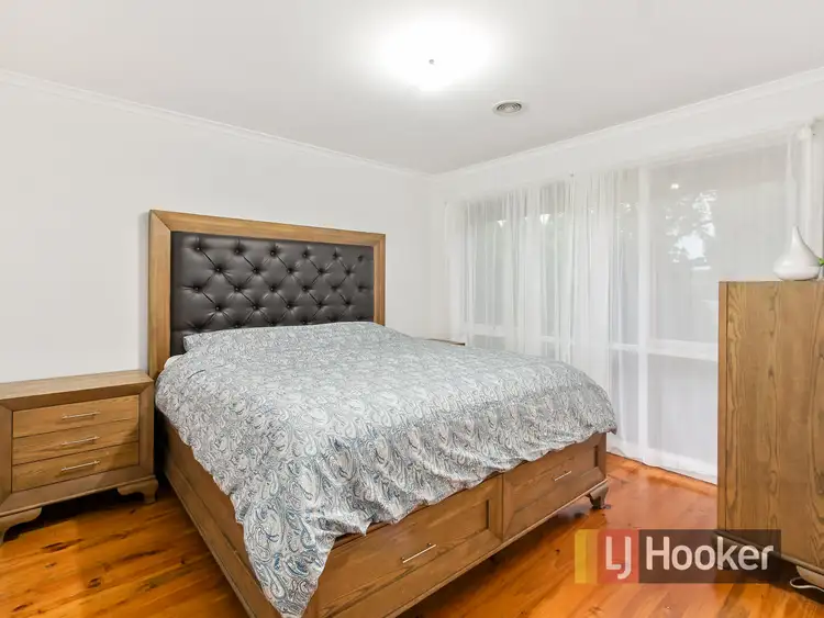 Fifth view of Homely house listing, 9 Mueller Court, Endeavour Hills VIC 3802