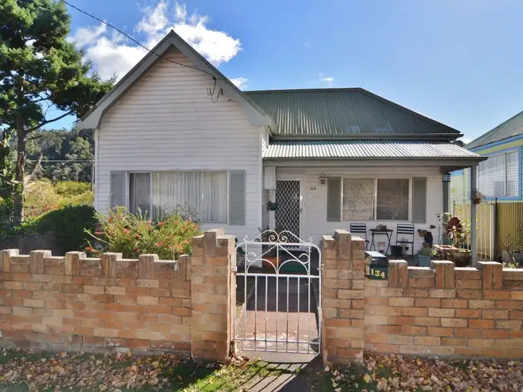 134 Bells Road, Lithgow NSW 2790