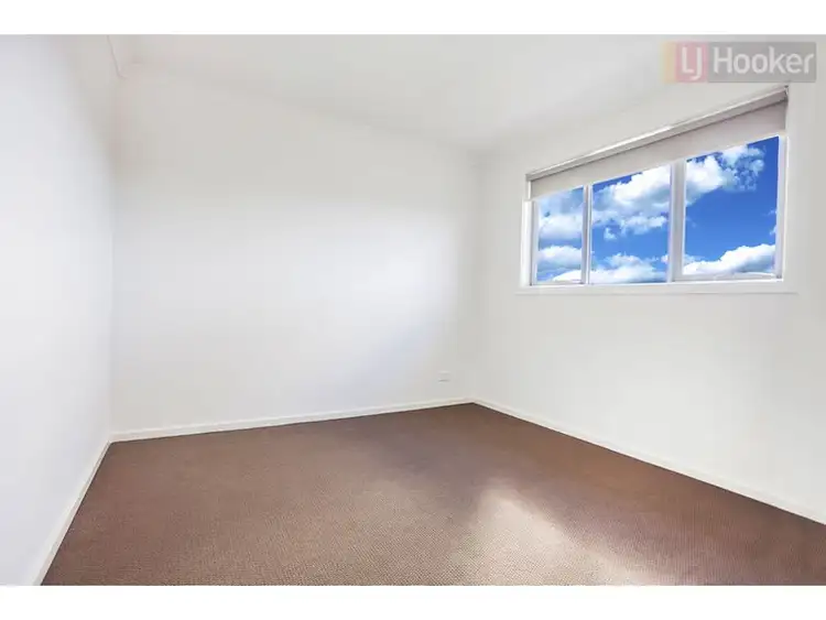 Fifth view of Homely townhouse listing, 19 Gully Way, Craigieburn VIC 3064