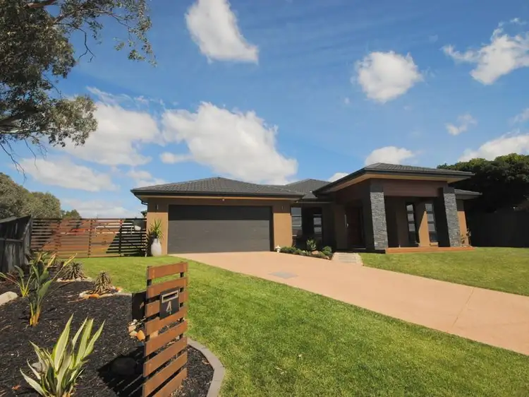 Main view of Homely house listing, 4 Thom Street, Alexandra VIC 3714