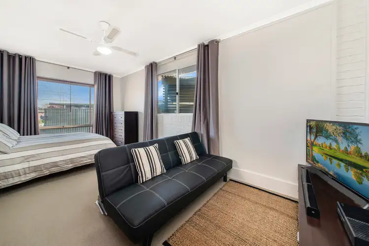 Fifth view of Homely house listing, 37 Thornhill Crescent, Dunlop ACT 2615