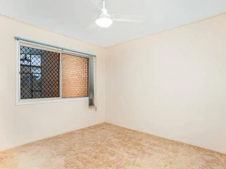 Fourth view of Homely semi-detached listing, 2/20 Twenty Sixth Avenue, Palm Beach QLD 4221