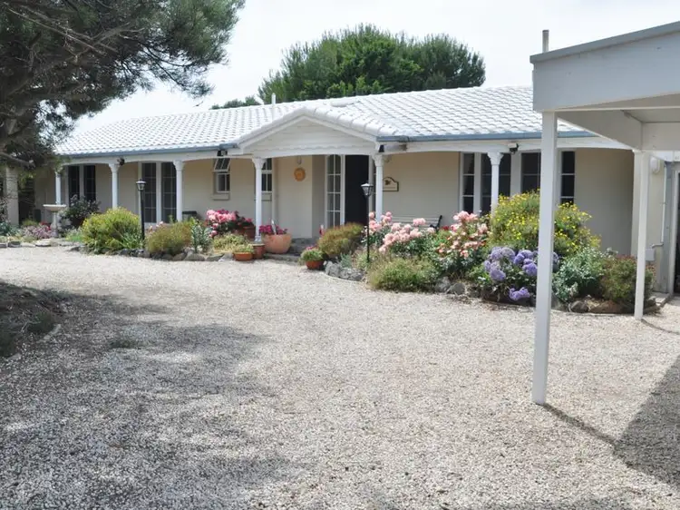 34 Bayview Rd, Port Elliot SA 5212