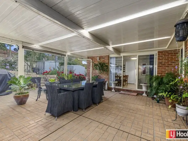6 Manning Place, Albion Park NSW 2527