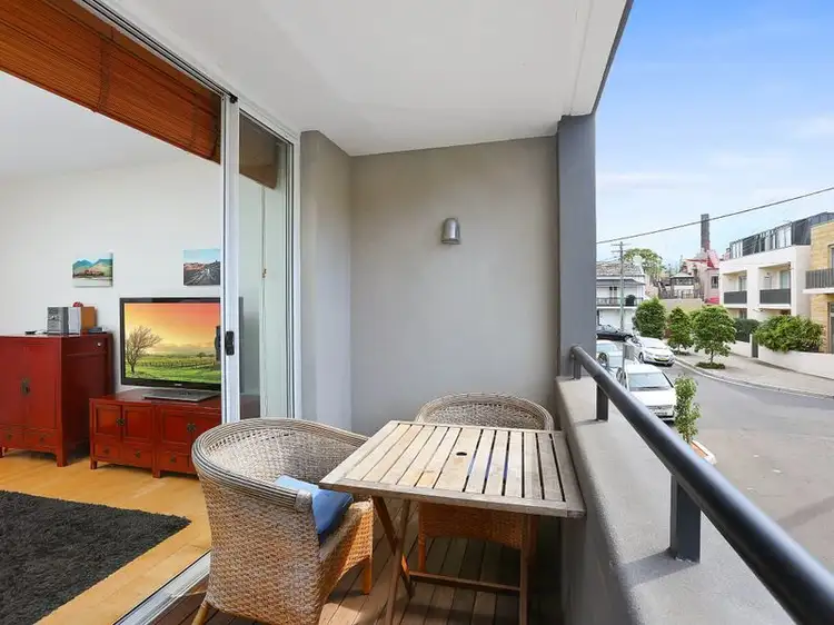 Main view of Homely apartment listing, 10/8 Underwood Street, Paddington NSW 2021