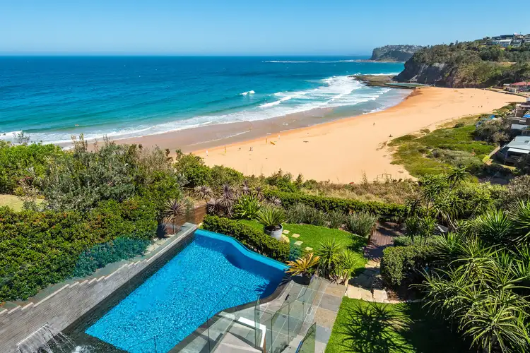 32 The Serpentine, Bilgola Beach NSW 2107