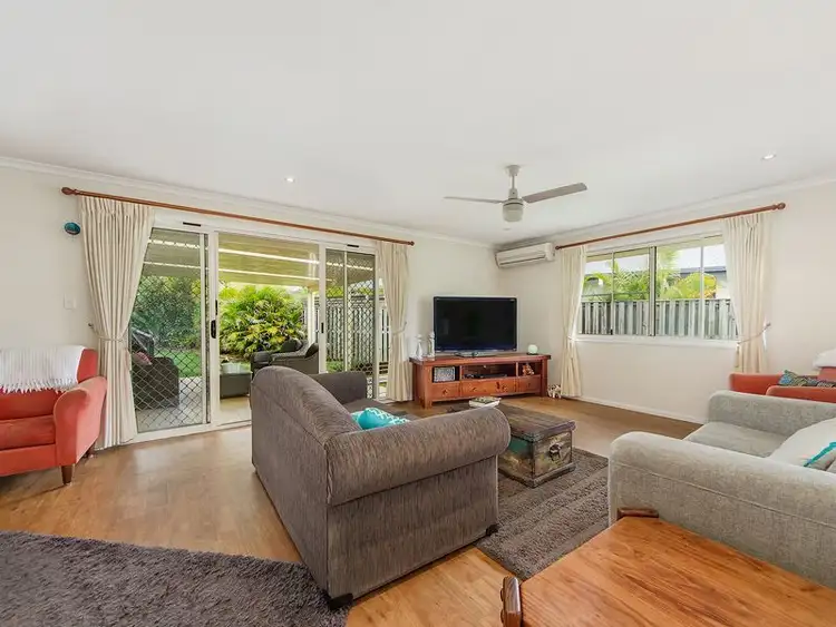 13 York Creek Crescent, Reedy Creek QLD 4227