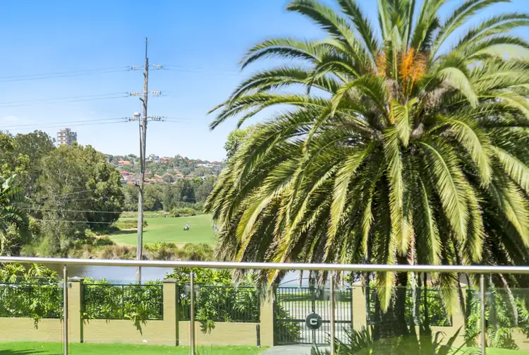 Third view of Homely studio listing, 205/168 Queenscliff Road, Queenscliff NSW 2096