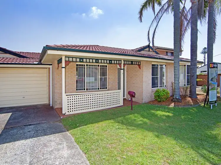 1E Lindsay Street
