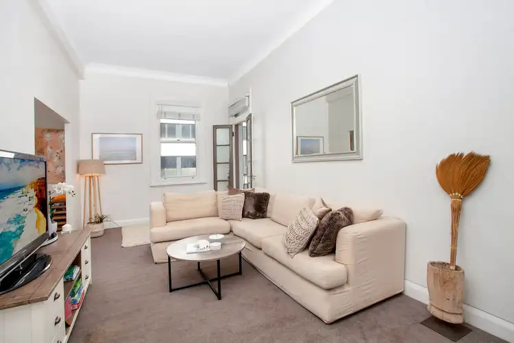 Third view of Homely apartment listing, 6/40 East Esplanade, Manly NSW 2095