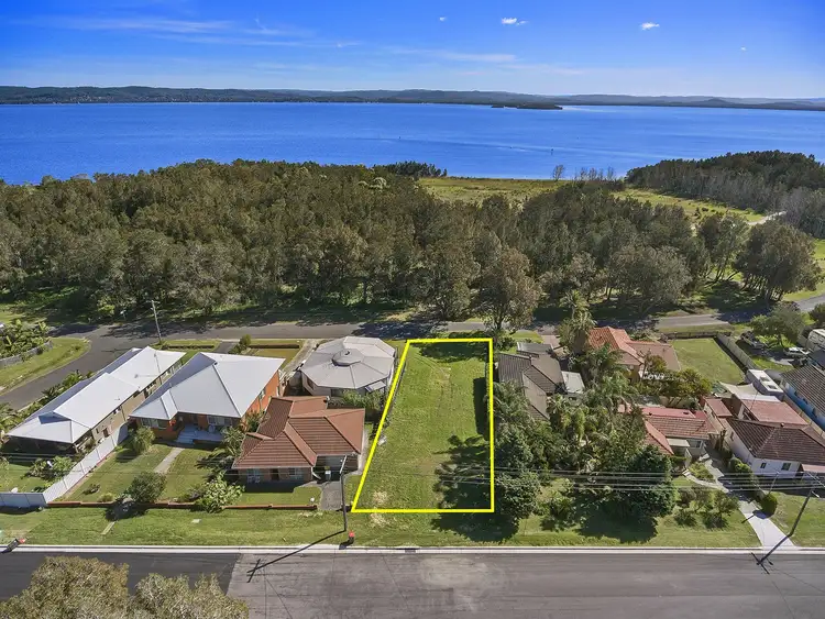 41 Lakeside Parade, The Entrance NSW 2261