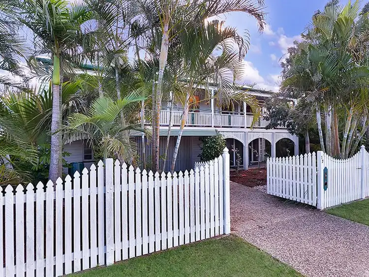 17 Wilton Terrace, Yeronga QLD 4104