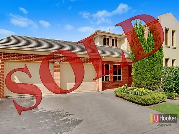5 Hogan Place, Mount Annan NSW 2567