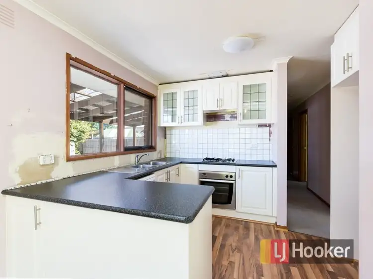 Seventh view of Homely house listing, 1 Lamont Crescent, Cranbourne VIC 3977
