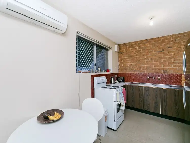 Sixth view of Homely townhouse listing, 1/6 Yarrow Street, Queanbeyan NSW 2620
