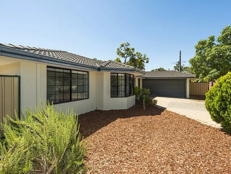 Second view of Homely house listing, 2 Babbler Court, Maida Vale WA 6057