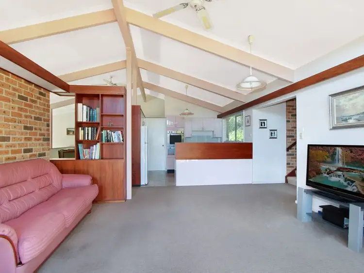 Sixth view of Homely house listing, 10 Ilkoara Grove, Cordeaux Heights NSW 2526