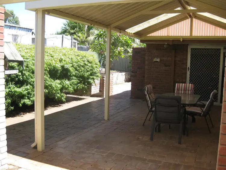 Second view of Homely house listing, 6 Keedes Court, Parmelia WA 6167