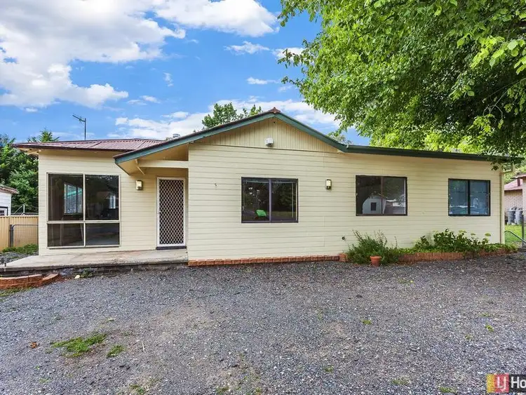 5 Kurrajong Street, Captains Flat NSW 2623