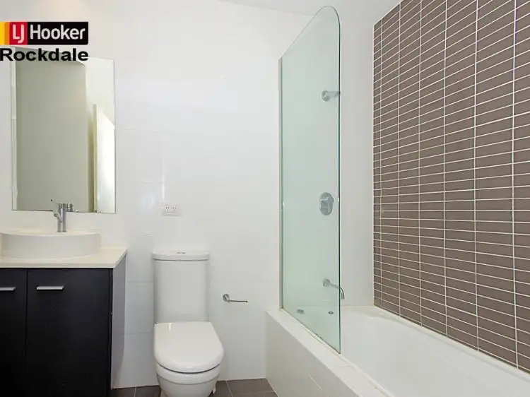 Third view of Homely unit listing, 33/18 Market Street, Rockdale NSW 2216
