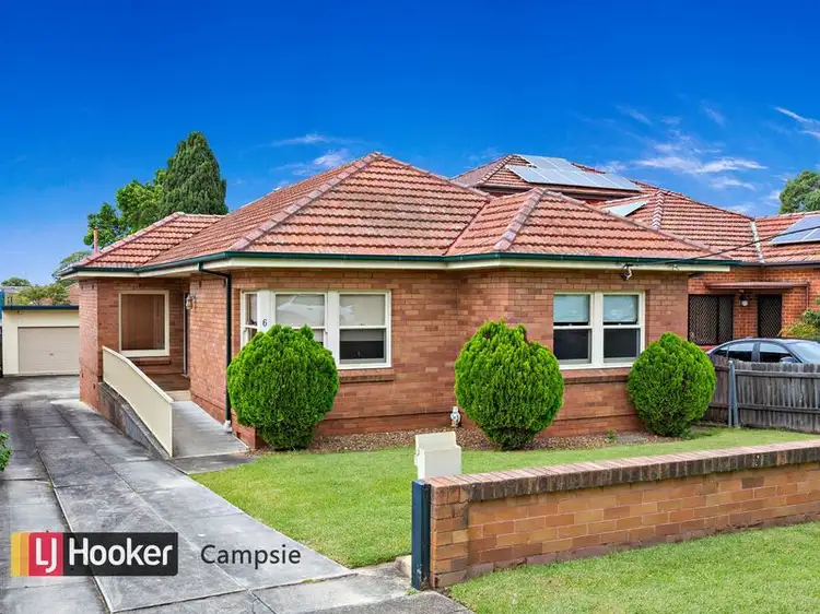 6 Rees Avenue
