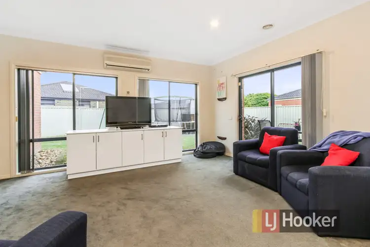 Fifth view of Homely house listing, 33 Bluehills Boulevard, Pakenham VIC 3810