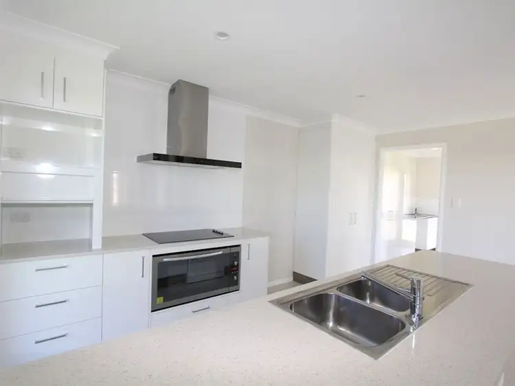 Second view of Homely house listing, 9 Spellman Street, Emerald QLD 4720