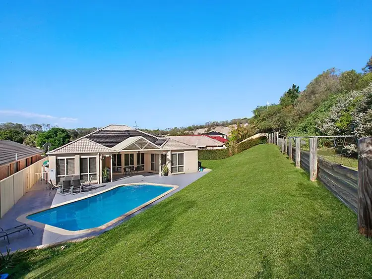 Second view of Homely house listing, 20 Mercator Close, Lake Munmorah NSW 2259