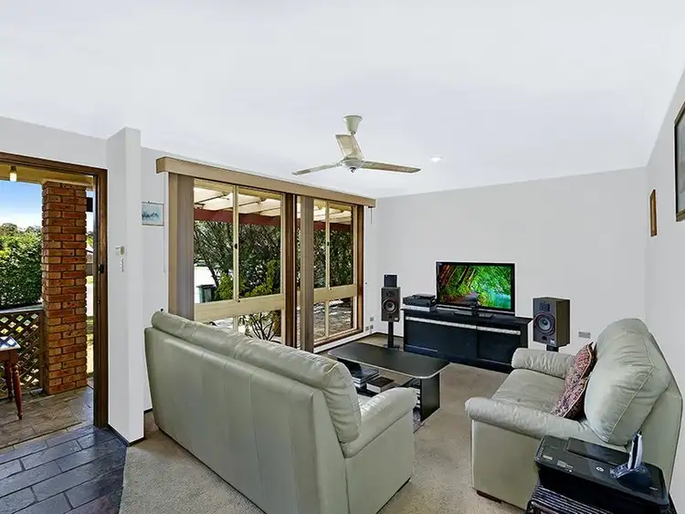 Fifth view of Homely house listing, 6 Vaughan Close, Killarney Vale NSW 2261