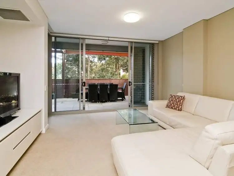 Second view of Homely house listing, 15 Josephine Terrace, Highland Park QLD 2065