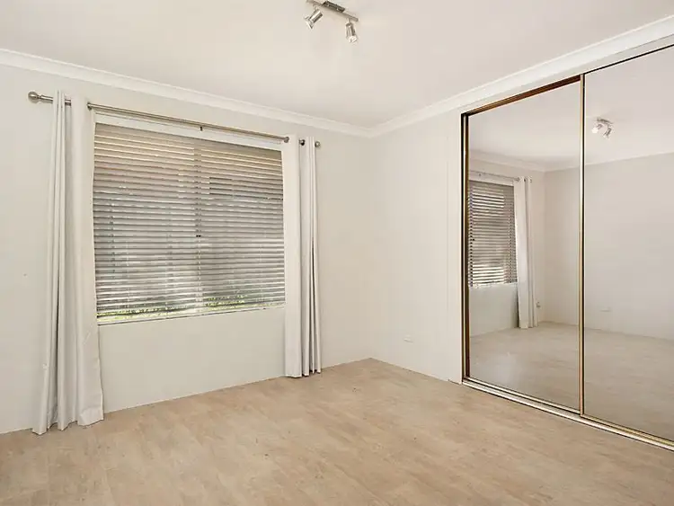 Fifth view of Homely villa listing, 5B Napier Mews, Yangebup WA 6164