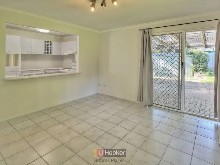 Fifth view of Homely house listing, 6 Piccadilly Court, Browns Plains QLD 4118