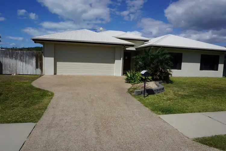 26 scenic Crescent, Bowen QLD 4805