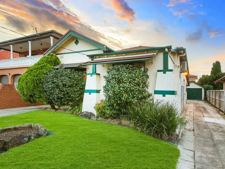 25 Lucas Road, Burwood NSW 2134