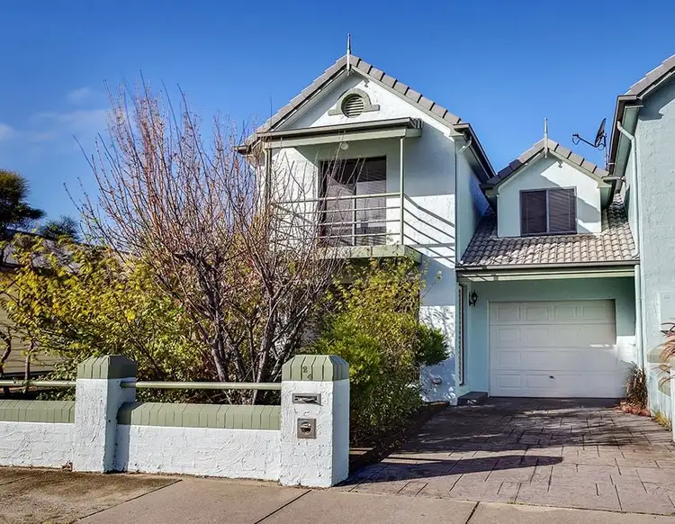 Main view of Homely unit listing, 2/4 Jemmeson Street, Lakes Entrance VIC 3909