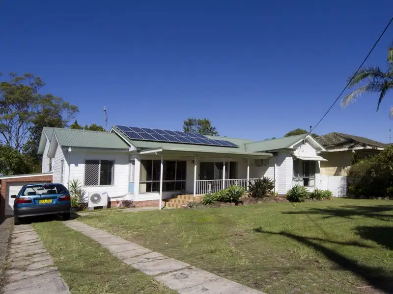 Main view of Homely house listing, 10 Edinburgh Drive, Taree NSW 2430