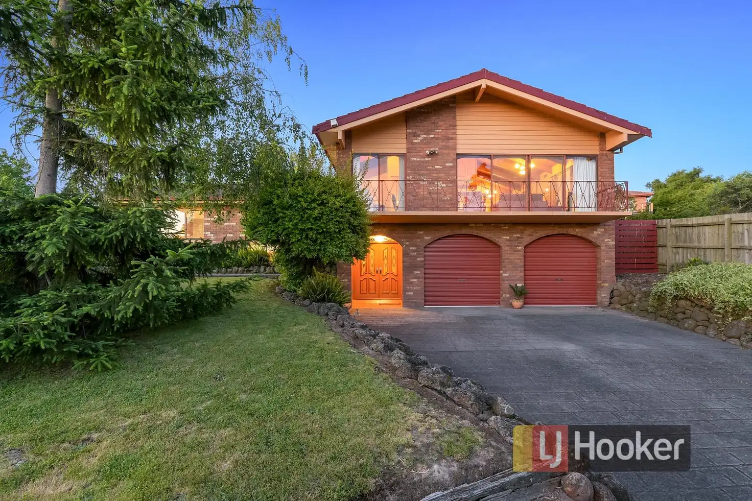 Main view of Homely house listing, 8 Dove Court, Pakenham VIC 3810
