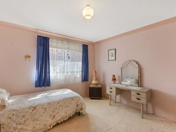 Sixth view of Homely house listing, 8 Lygon Street, Lake Haven NSW 2263