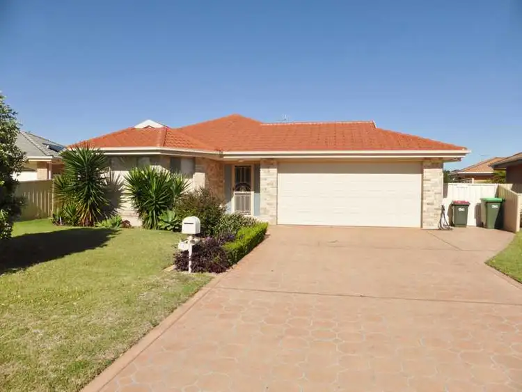 6 Serrata Court, Tuncurry NSW 2428