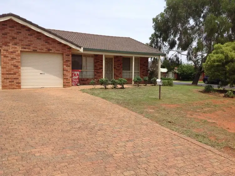 30 Jacqueline Drive, Dubbo NSW 2830