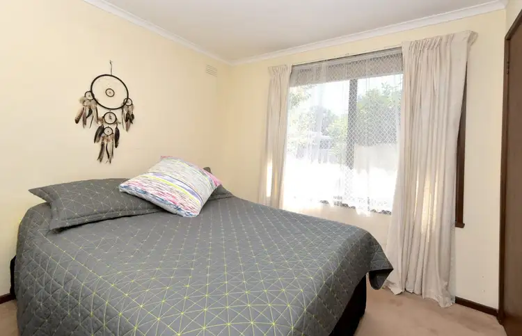 Fifth view of Homely unit listing, Unit 4/232-234 Wilsons Road, Whittington VIC 3219