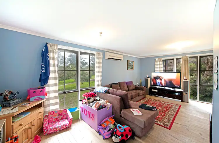 Sixth view of Homely house listing, 23 Crawford Crescent, Flynn ACT 2615