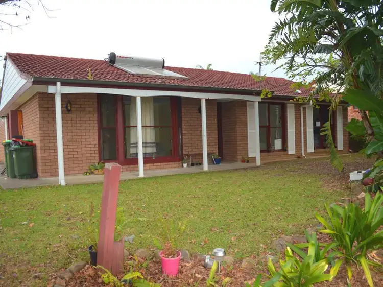 2 Caparra Close, Tinonee NSW 2430