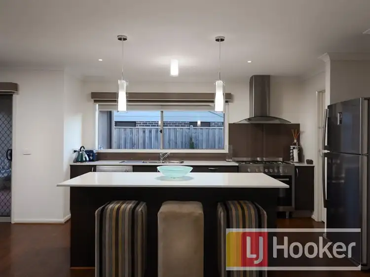Fourth view of Homely house listing, 8 Markbeech Circuit, Officer VIC 3809