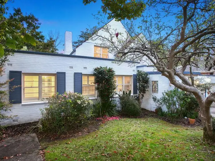 25 Knowlman Avenue, Pymble NSW 2073
