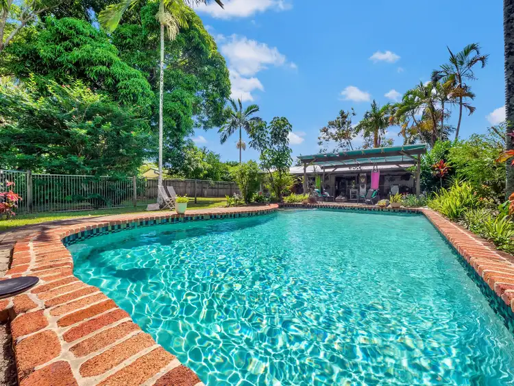 16 Connemara Close, Trinity Beach QLD 4879