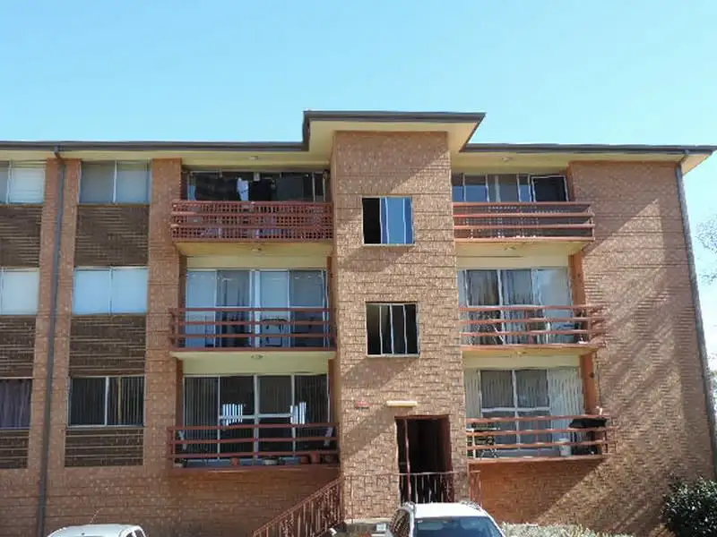 Main view of Homely unit listing, 6/106 Henderson Road, Queanbeyan NSW 2620
